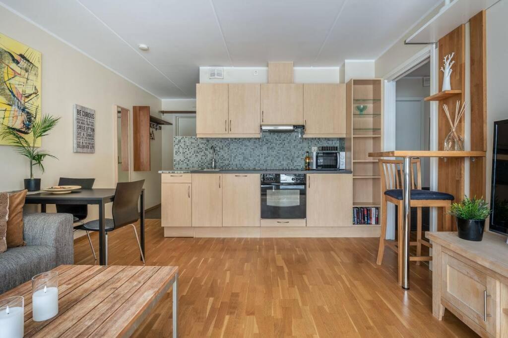 Cozy Cove At Solsiden - 2br Familyfriendly